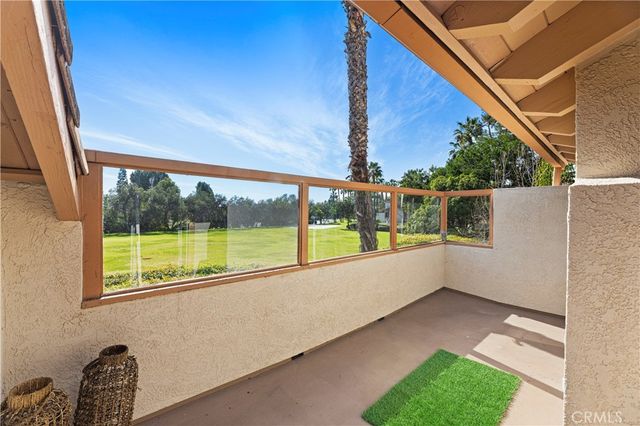 24392 Acaso 8, Laguna Hills, CA 92656