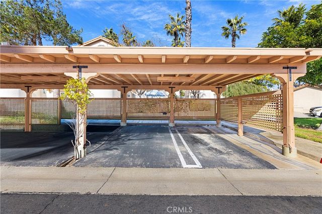 24392 Acaso 8, Laguna Hills, CA 92656