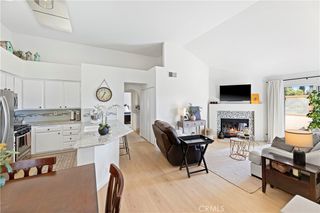 24392 Acaso 8, Laguna Hills, CA 92656