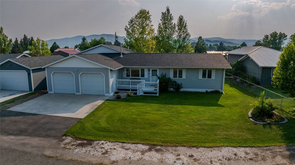408 S Walnut Street, Townsend, MT 59644 photo 4
