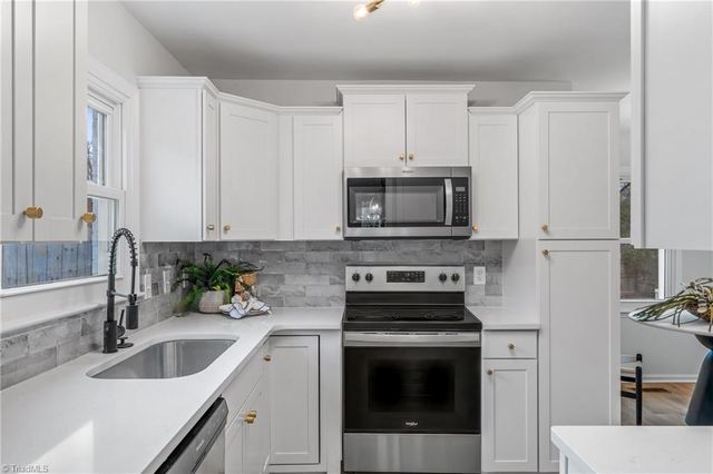 1606 Maple Ridge Court, Greensboro, NC 27455