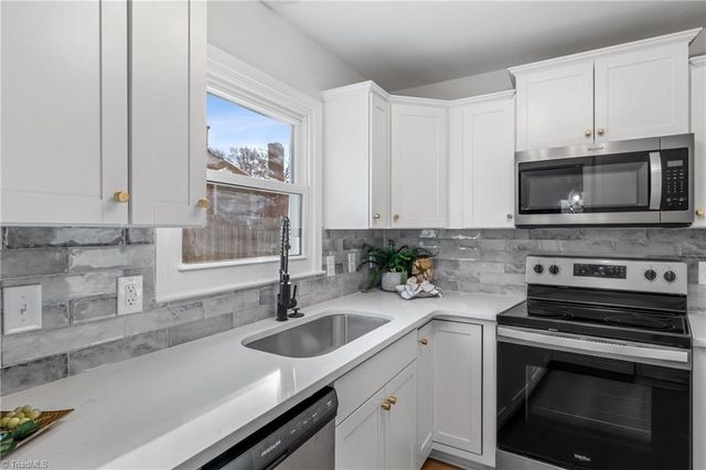 1606 Maple Ridge Court, Greensboro, NC 27455