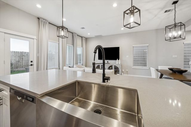 11319 Stonework Grove Lane, Houston, TX 77076