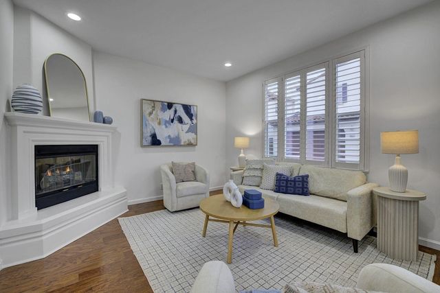 9827 Belladonna Dr, San Ramon, CA 94582