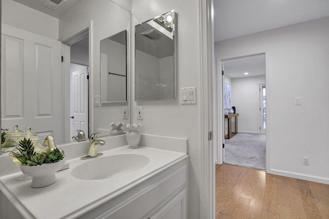 9827 Belladonna Dr, San Ramon, CA 94582