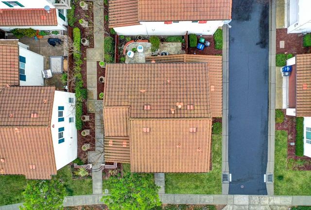 9827 Belladonna Dr, San Ramon, CA 94582