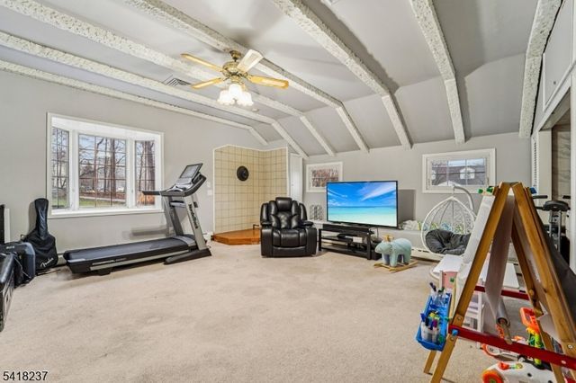 51 Catherine St, Bloomingdale Boro, NJ 07403