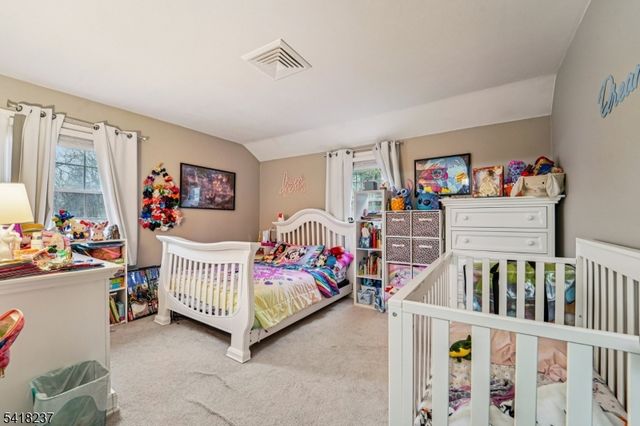 51 Catherine St, Bloomingdale Boro, NJ 07403