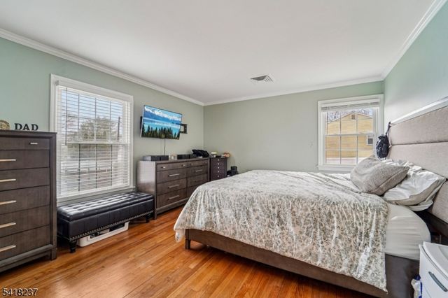 51 Catherine St, Bloomingdale Boro, NJ 07403