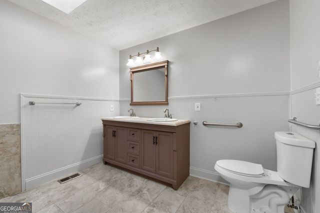 7972 Woods Lane, Jonesboro, GA 30236
