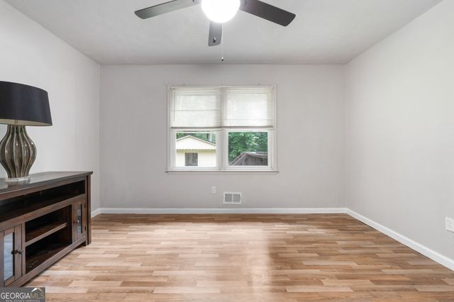7972 Woods Lane, Jonesboro, GA 30236