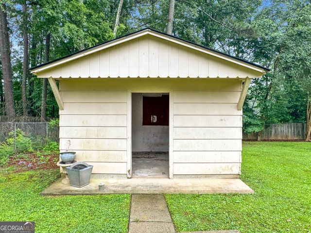 7972 Woods Lane, Jonesboro, GA 30236