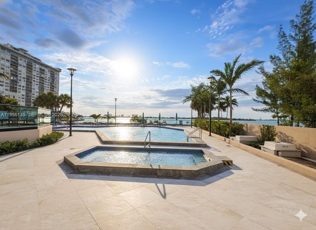 11113 Biscayne Blvd 351, Miami, FL 33181