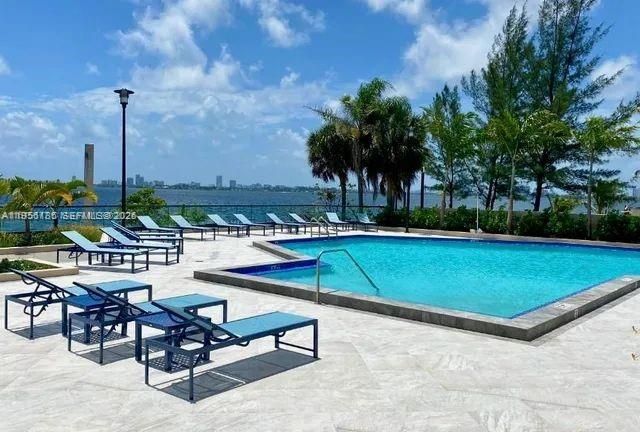 11113 Biscayne Blvd 351, Miami, FL 33181