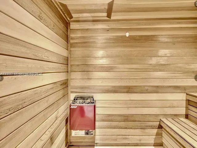 11113 Biscayne Blvd 351, Miami, FL 33181