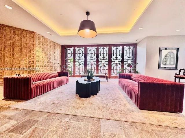 11113 Biscayne Blvd 351, Miami, FL 33181