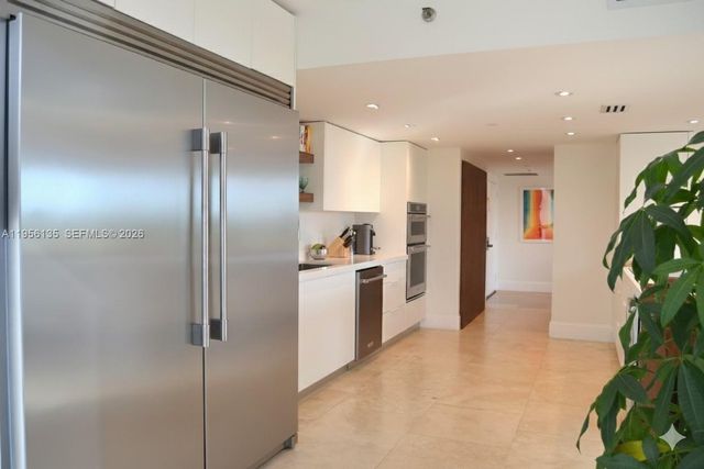 11113 Biscayne Blvd 351, Miami, FL 33181