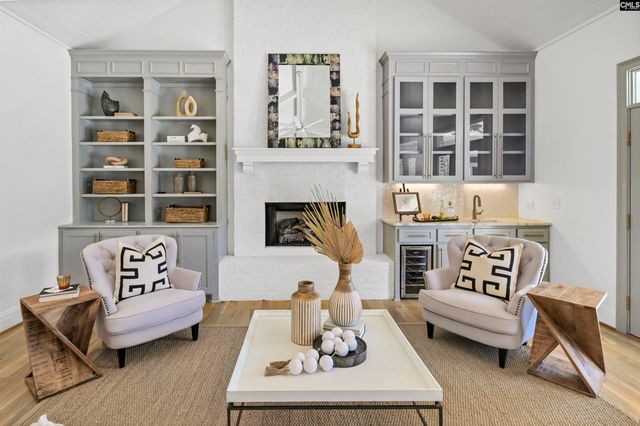 5232 Lakeshore Drive, Columbia, SC 29206