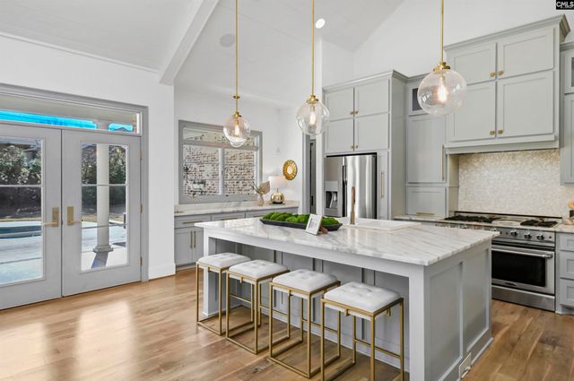 5232 Lakeshore Drive, Columbia, SC 29206