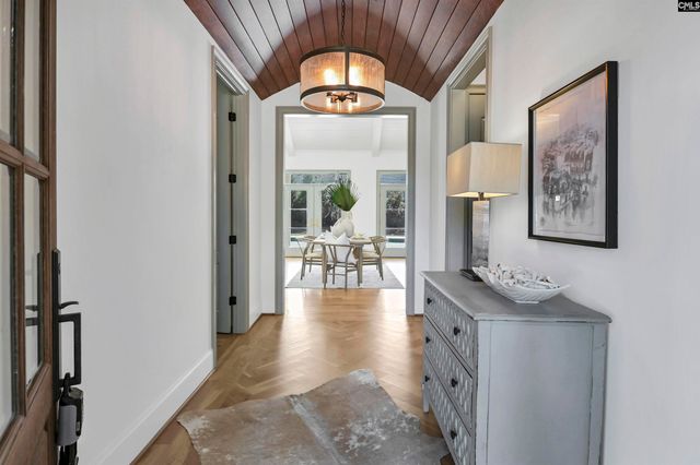 5232 Lakeshore Drive, Columbia, SC 29206