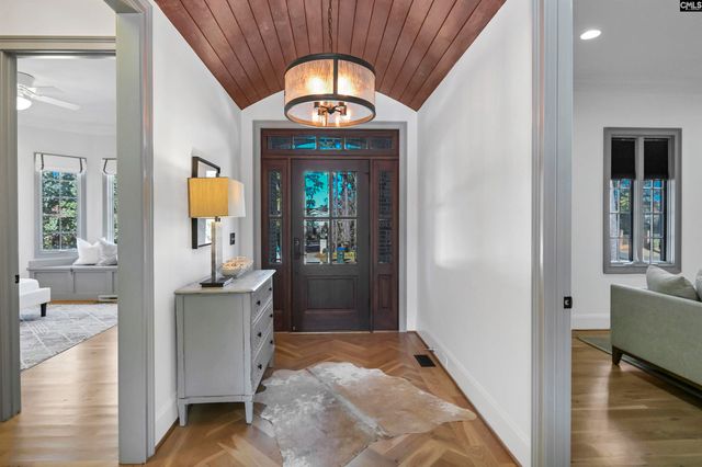 5232 Lakeshore Drive, Columbia, SC 29206