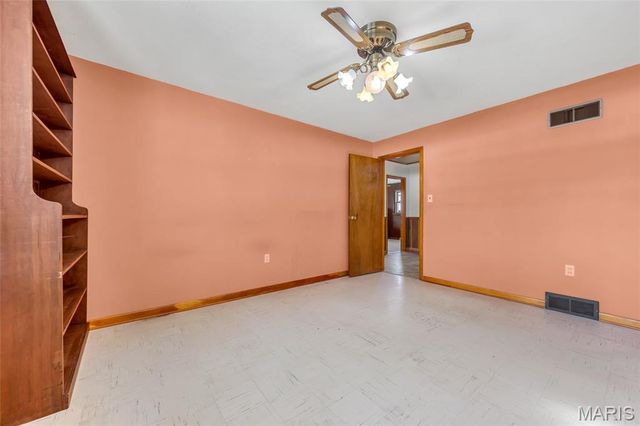 2113 S Main Street, Dupo, IL 62239