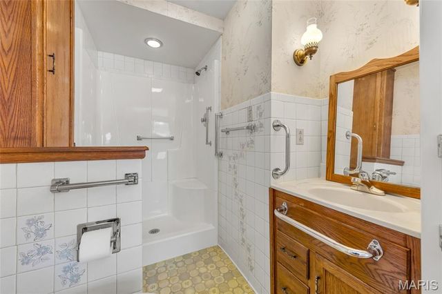 2113 S Main Street, Dupo, IL 62239