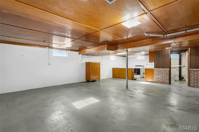 2113 S Main Street, Dupo, IL 62239