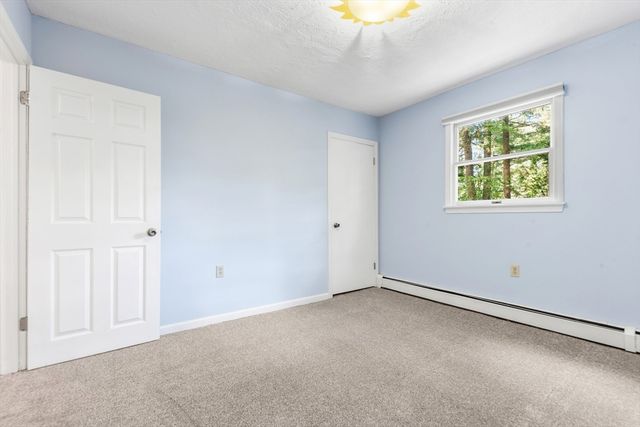 7 Sharon Ave, Norfolk, MA 02056