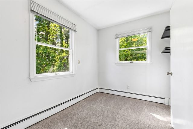 7 Sharon Ave, Norfolk, MA 02056