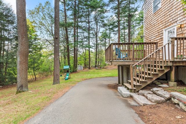 7 Sharon Ave, Norfolk, MA 02056