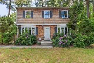 7 Sharon Ave, Norfolk, MA 02056