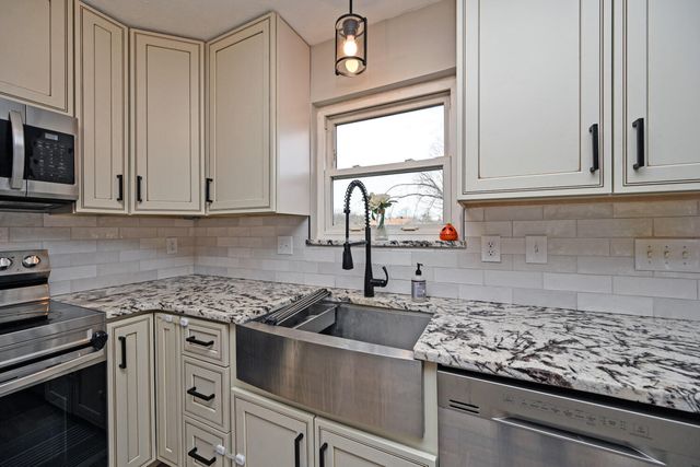 8 Hidden Glen Circle, Erlanger, KY 41018