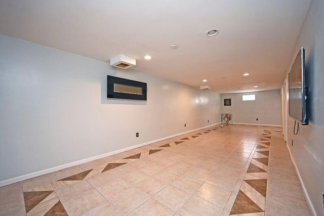 8 Hidden Glen Circle, Erlanger, KY 41018