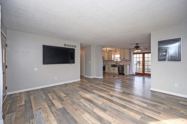 8 Hidden Glen Circle, Erlanger, KY 41018