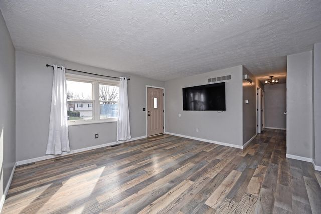 8 Hidden Glen Circle, Erlanger, KY 41018