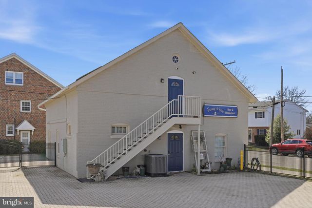 252 FREDERICK ST, Hanover, PA 17331