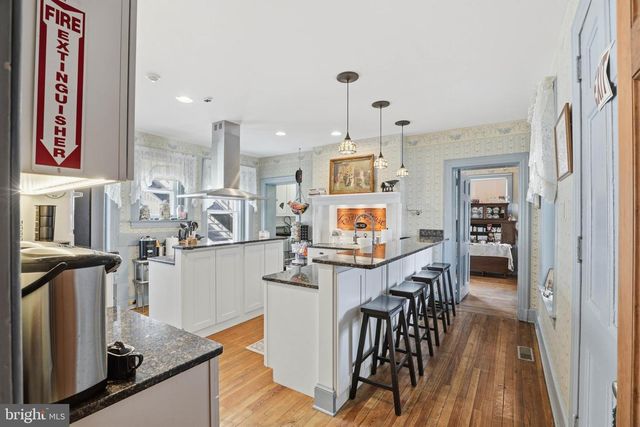 252 FREDERICK ST, Hanover, PA 17331