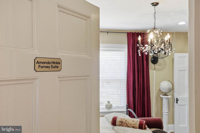 252 FREDERICK ST, Hanover, PA 17331