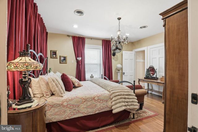 252 FREDERICK ST, Hanover, PA 17331