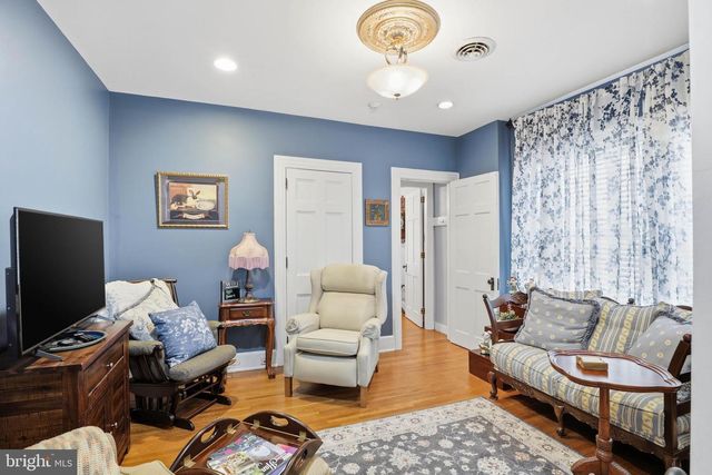 252 FREDERICK ST, Hanover, PA 17331