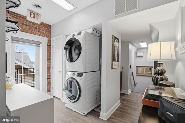 252 FREDERICK ST, Hanover, PA 17331