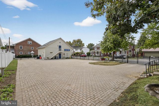 252 FREDERICK ST, Hanover, PA 17331