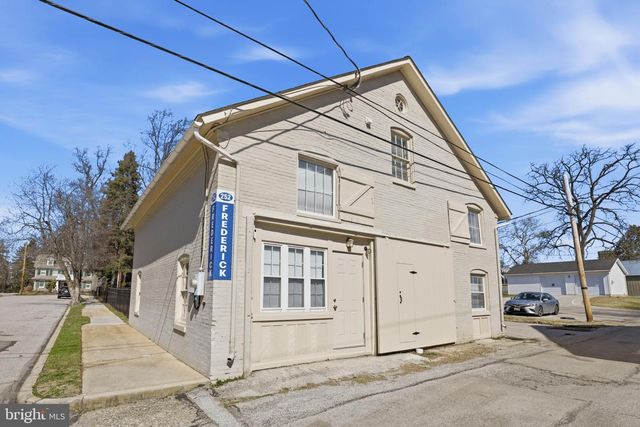 252 FREDERICK ST, Hanover, PA 17331