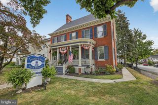 252 FREDERICK ST, Hanover, PA 17331