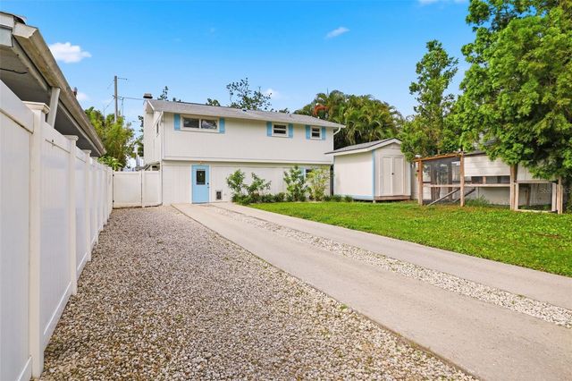 7 GEORGIA AVENUE, Crystal Beach, FL 34681