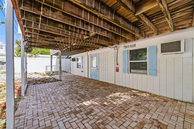 7 GEORGIA AVENUE, Crystal Beach, FL 34681