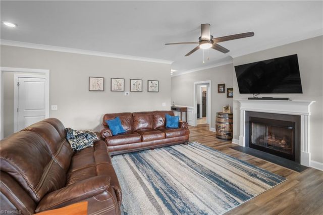 4844 Old Thomasville Road, Winston-salem, NC 27107