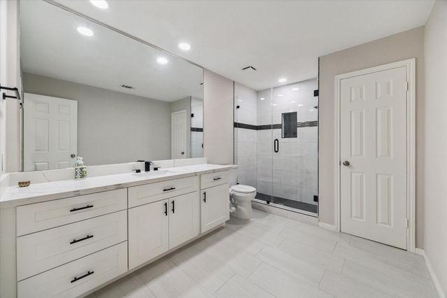 30 Penny Green Street, Sugar Land, TX 77479