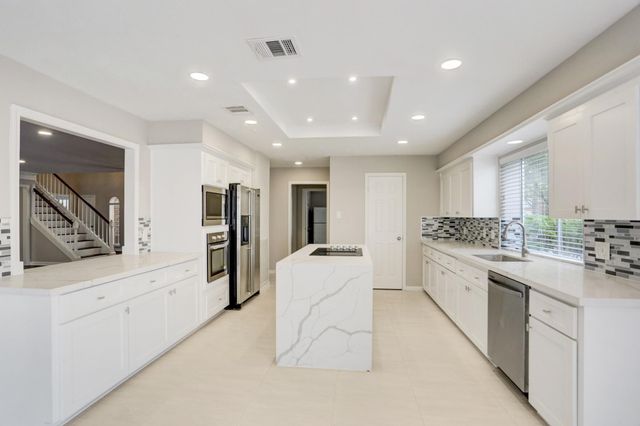 30 Penny Green Street, Sugar Land, TX 77479